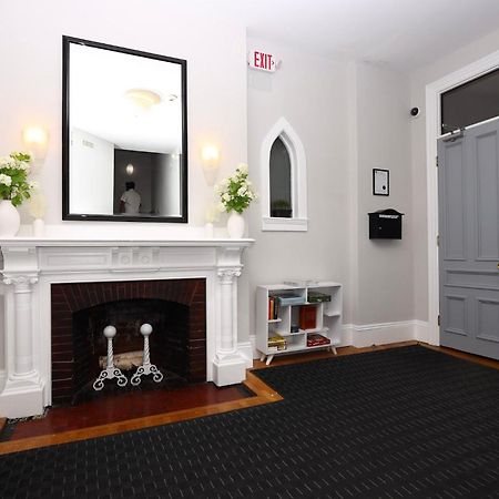 Large Stylish Newbury Street Studio W/ Kitchen Boston Dış mekan fotoğraf