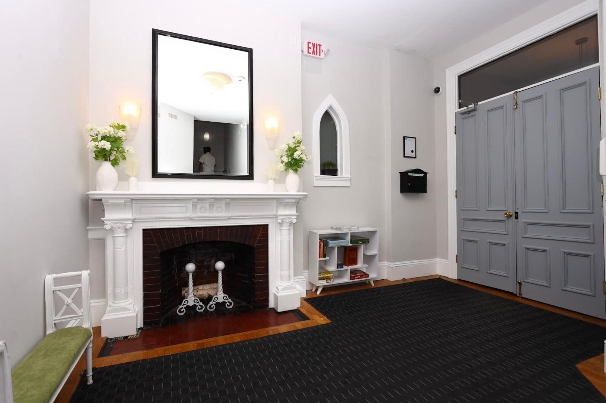 Large Stylish Newbury Street Studio W/ Kitchen Boston Dış mekan fotoğraf